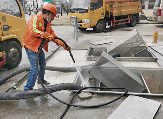 新吴隔油池清理